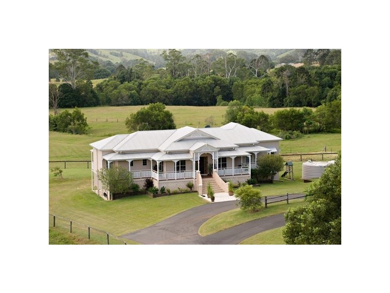 992 Browns Ck Rd, Eerwah Vale QLD 4562