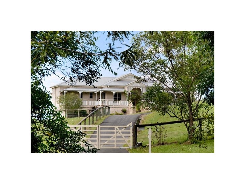 992 Browns Ck Rd, Eerwah Vale QLD 4562