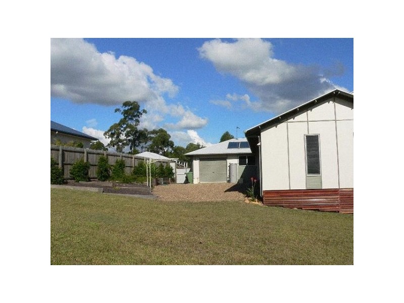 8 Dollarbird Drive, Pomona QLD 4568