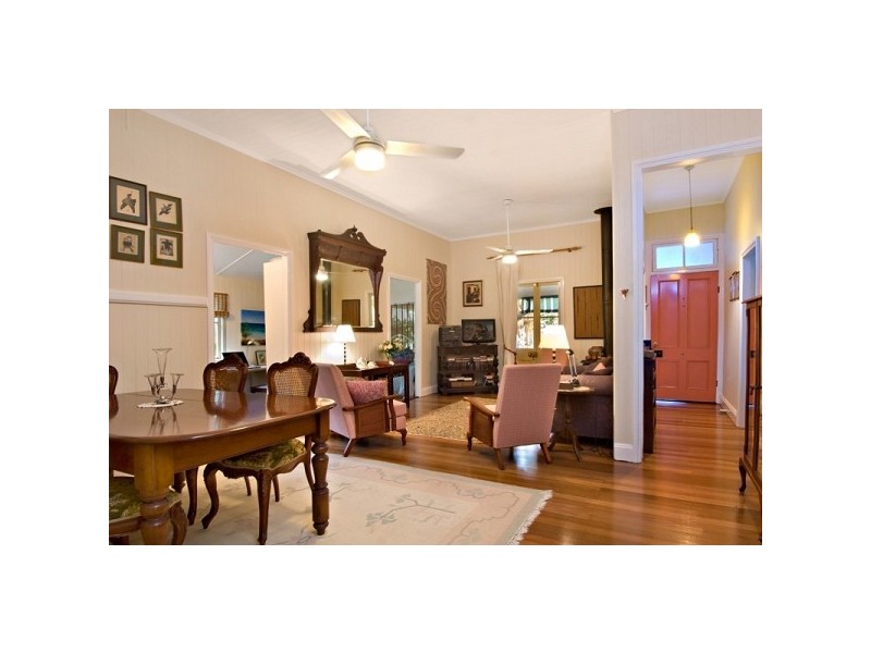 132 Memorial Drive, Eumundi QLD 4562