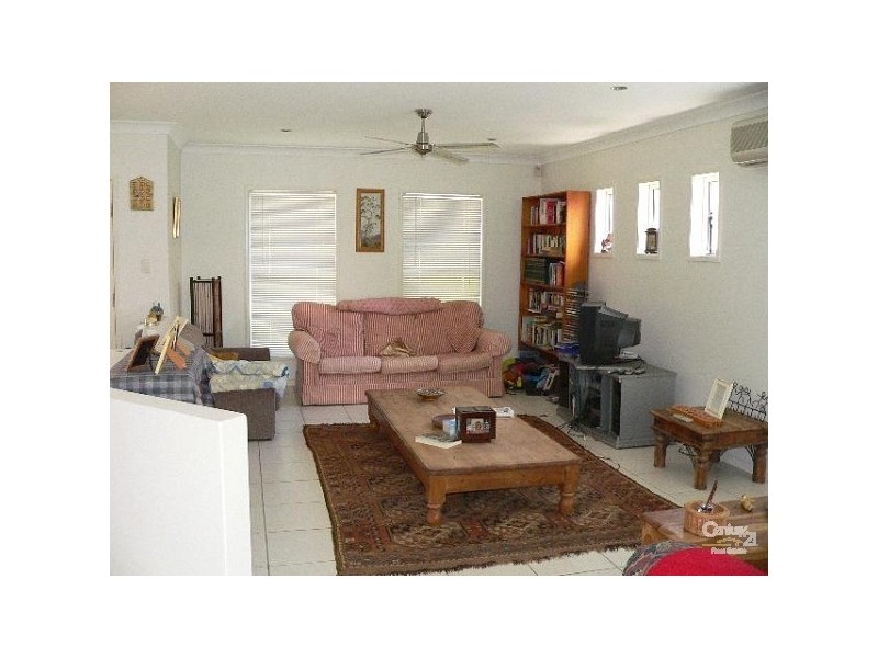 60 Elm Street, Cooroy QLD 4563