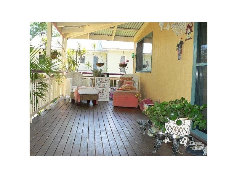 12 Ward Street, Eumundi QLD 4562