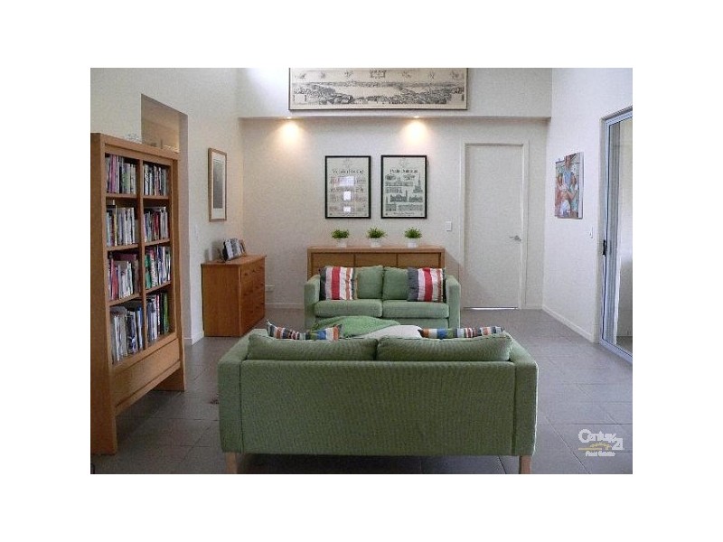 13 Burrell St, Eumundi QLD 4562