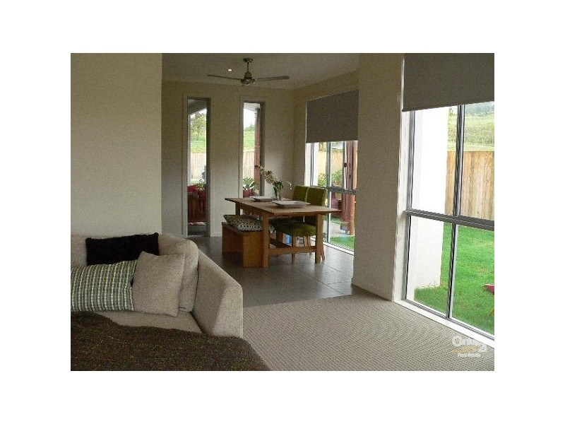 13 Burrell St, Eumundi QLD 4562