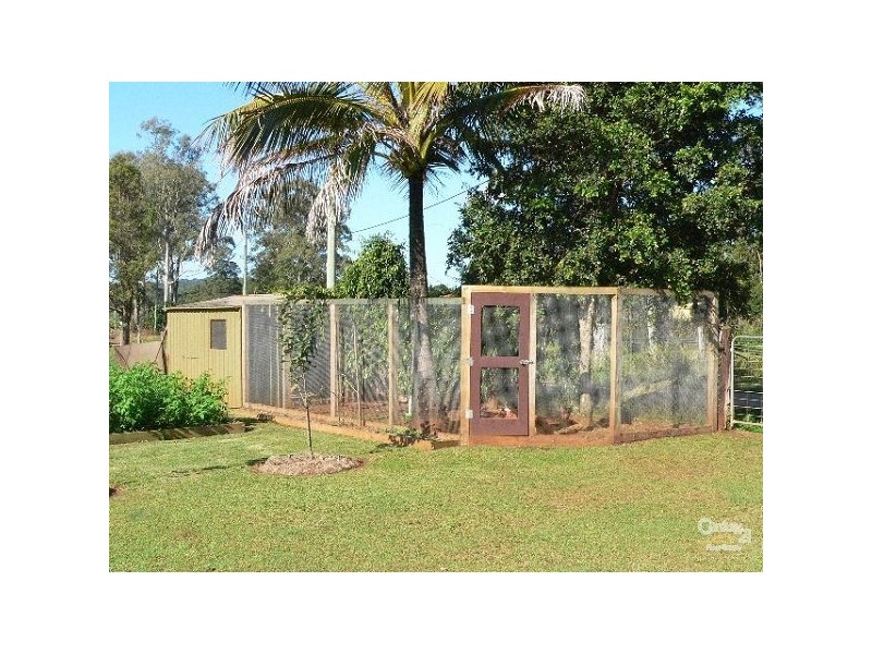 397 Bunya Rd, North Arm QLD 4561