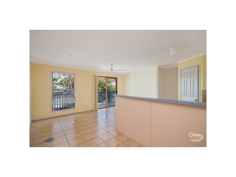 2/5 Barnes Drive, Buderim QLD 4556
