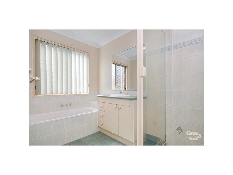 13 Chesterton Crescent, Sippy Downs QLD 4556