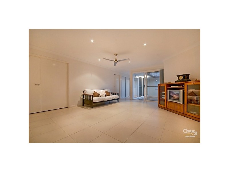 13 Beethoven Circuit, Sippy Downs QLD 4556