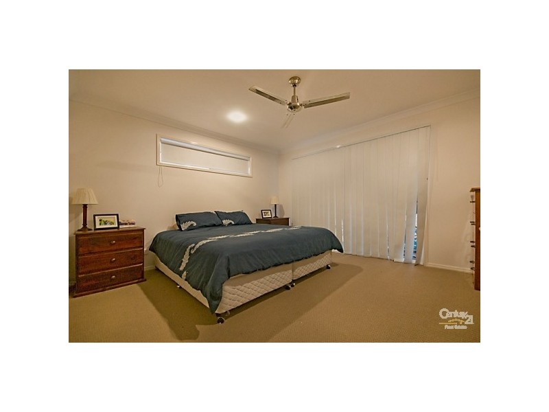 13 Beethoven Circuit, Sippy Downs QLD 4556