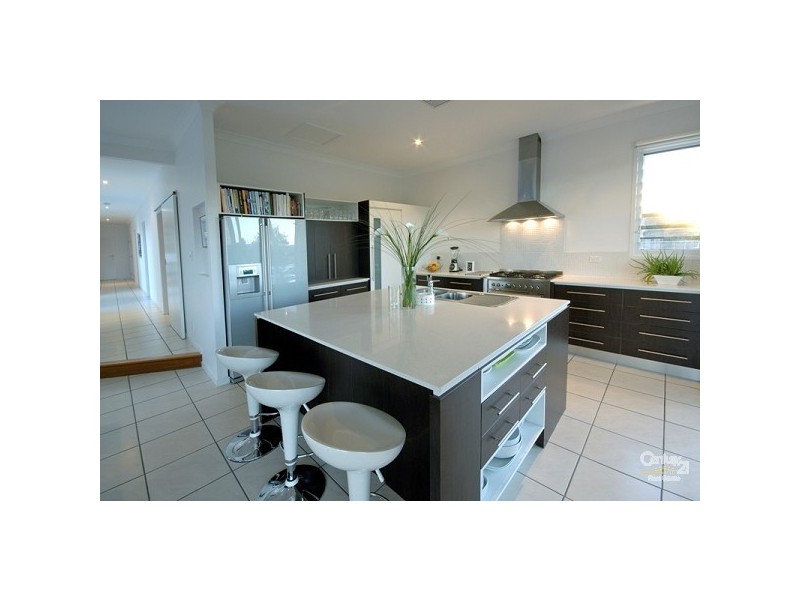 19 Regal Cresent, Sippy Downs QLD 4556