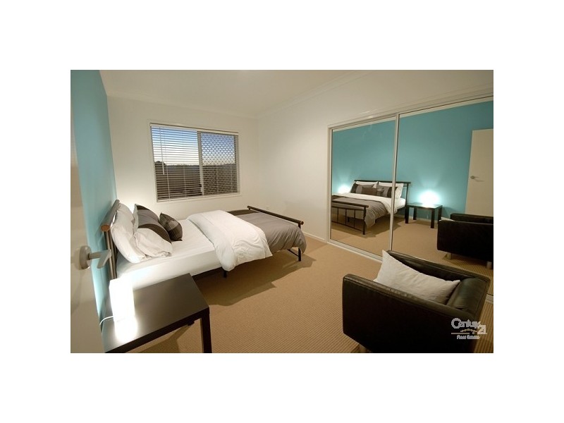 19 Regal Cresent, Sippy Downs QLD 4556