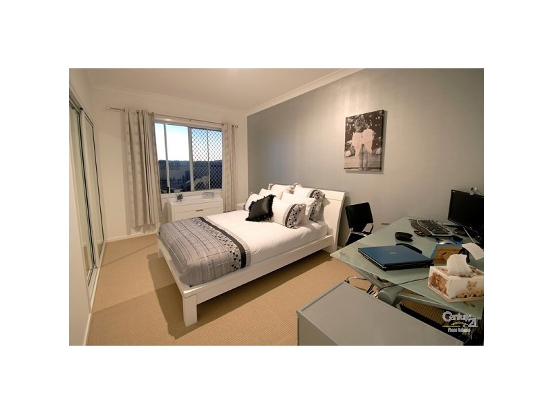 19 Regal Cresent, Sippy Downs QLD 4556