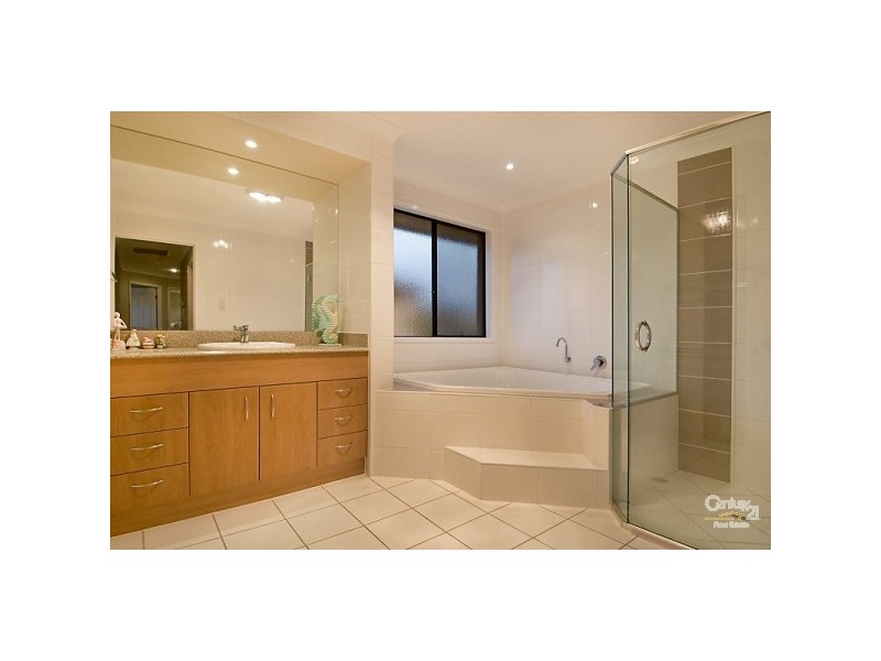 11 Garcia Court, Peregian Springs QLD 4573