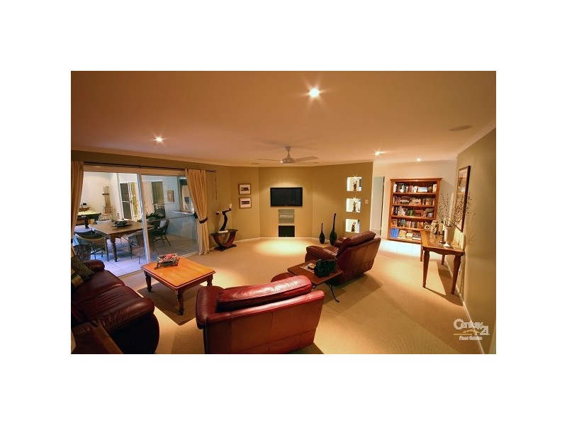 7 Redwood Court, Currimundi QLD 4551