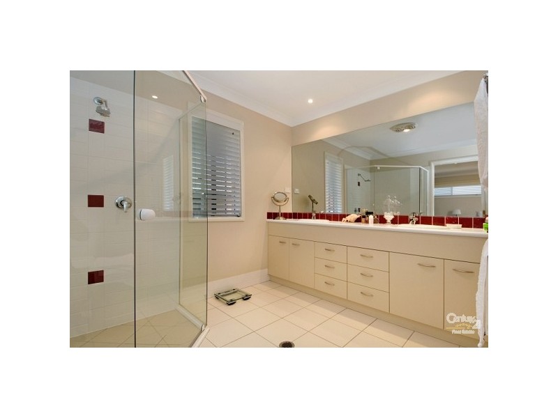 8 Garcia Court, Peregian Springs QLD 4573