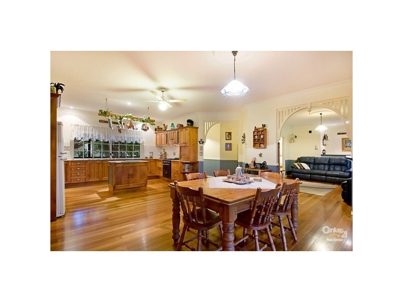 5 Scribble Gum Close, Mooloolah Valley QLD 4553