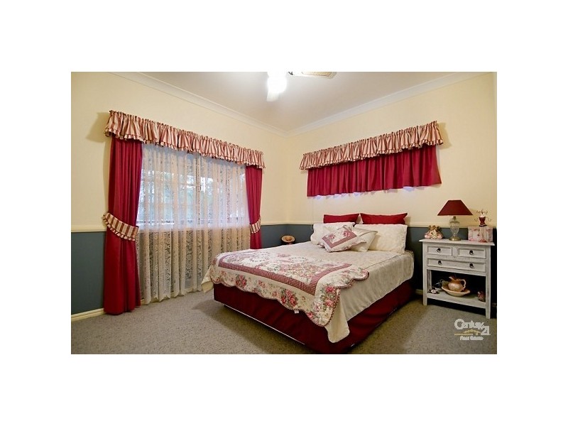 5 Scribble Gum Close, Mooloolah Valley QLD 4553