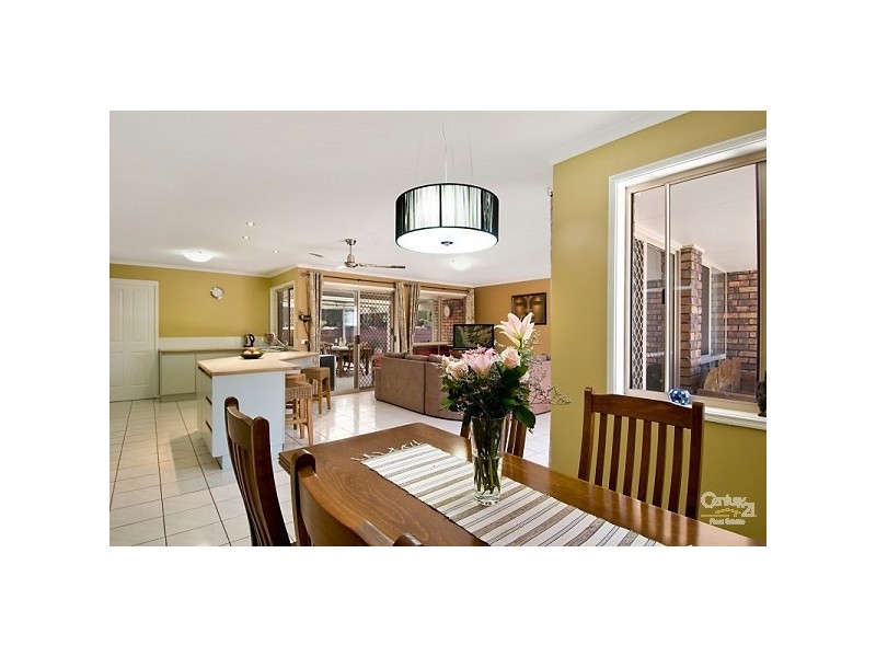 9 Buderim Pines Drive, Buderim QLD 4556