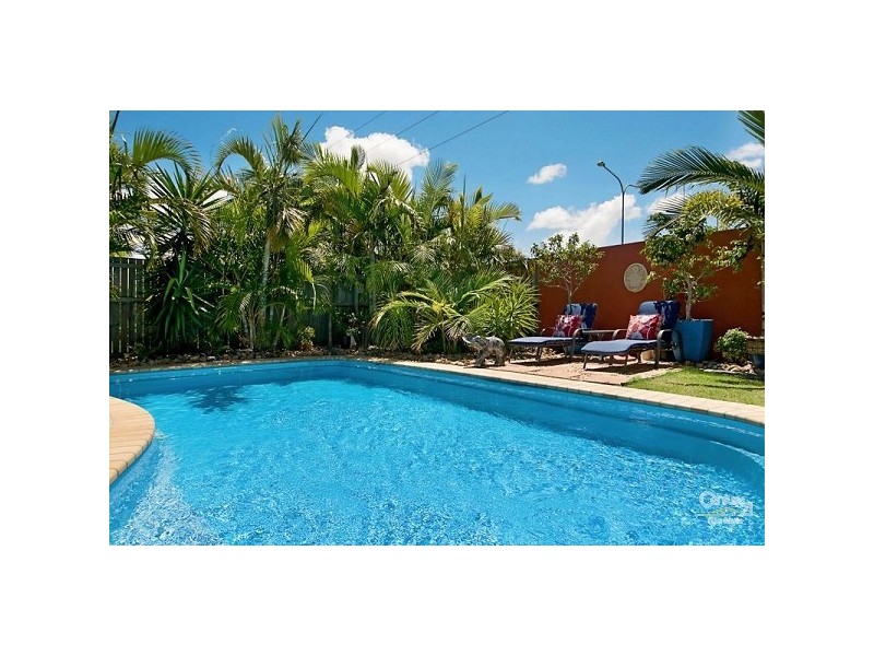 8 Bonaire Court, Parrearra QLD 4575