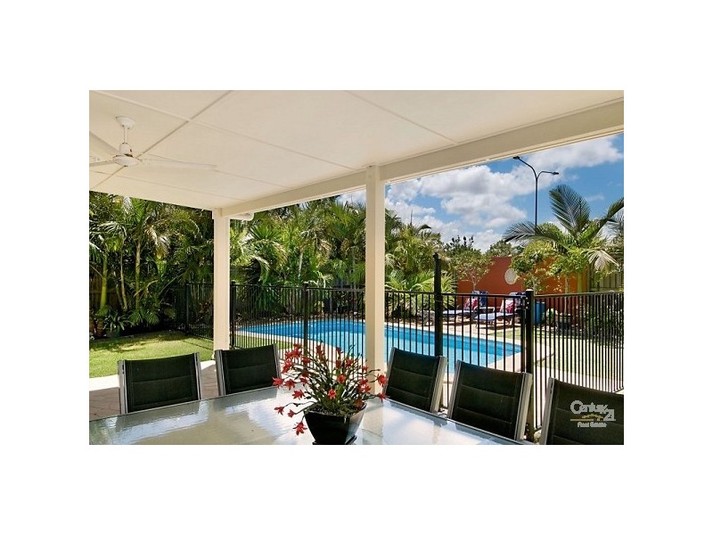 8 Bonaire Court, Parrearra QLD 4575