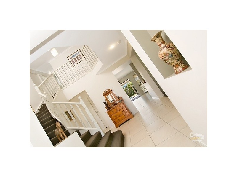8 Bonaire Court, Parrearra QLD 4575