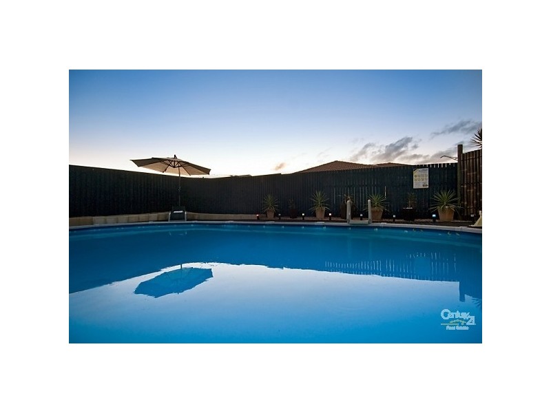 18 Hemlock Street, Warner QLD 4500