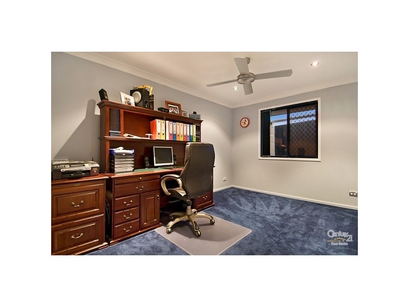 18 Hemlock Street, Warner QLD 4500