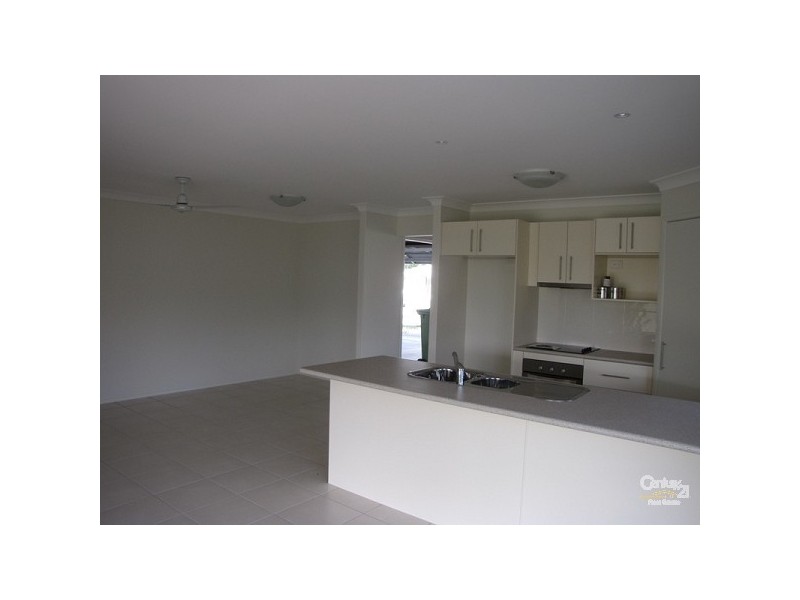 13 Silvereye Street, Sippy Downs QLD 4556