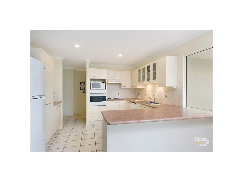 2/12 Nirvana Crescent, Buderim QLD 4556