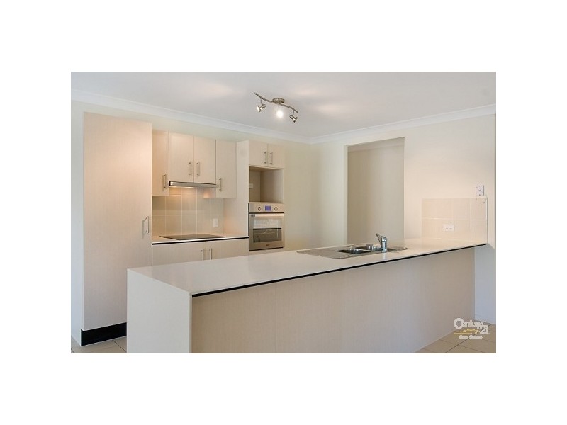 8 Beerwah Street, Landsborough QLD 4550