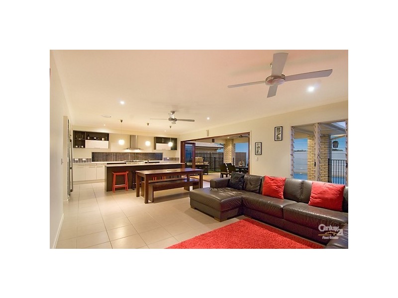 39 Sailfish Drive, Mountain Creek QLD 4557