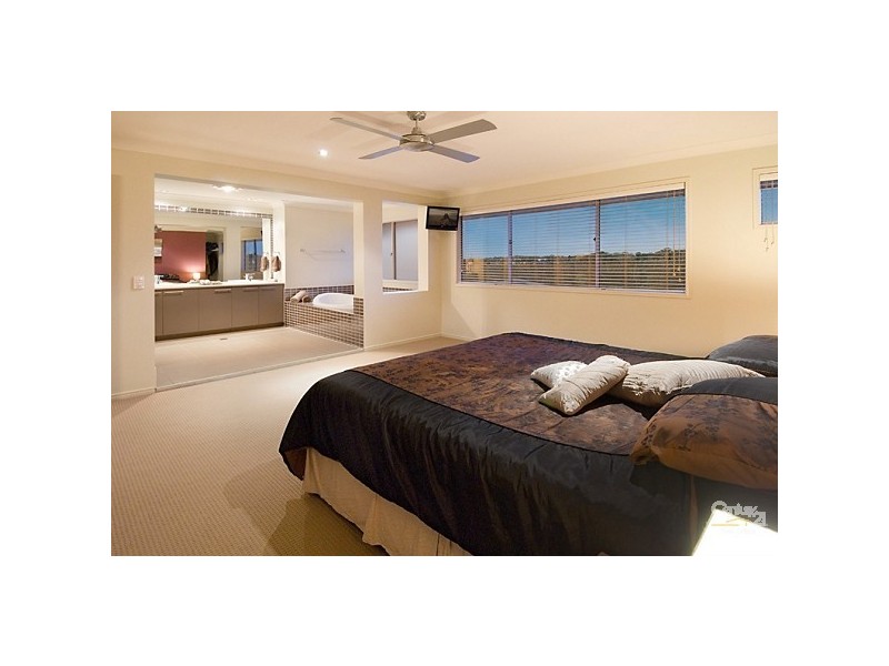 39 Sailfish Drive, Mountain Creek QLD 4557