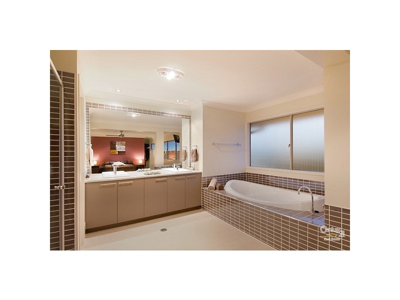 39 Sailfish Drive, Mountain Creek QLD 4557