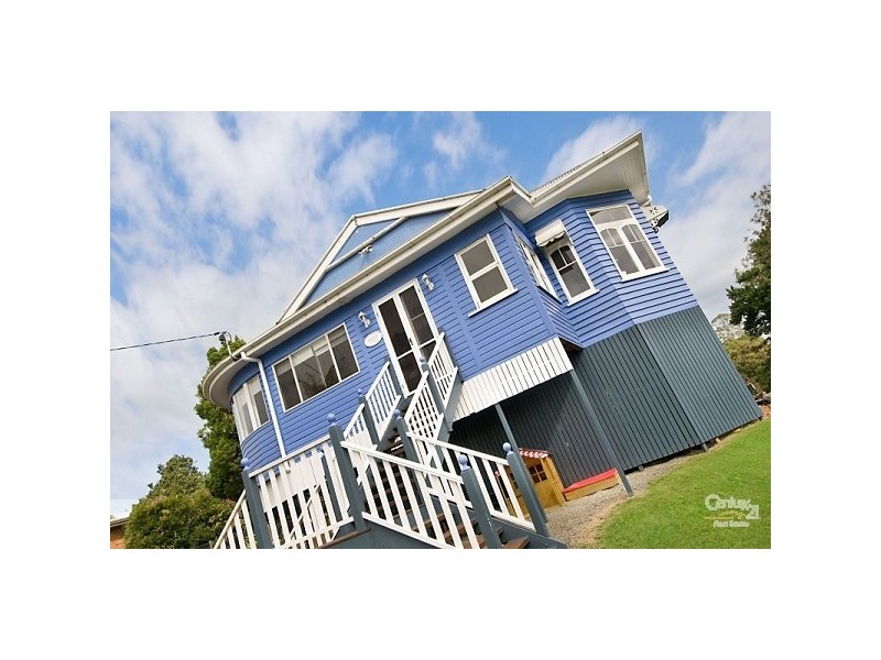 16 Mary Cairncross Avenue, Maleny QLD 4552