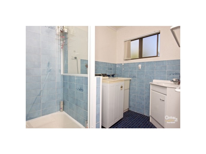 4/32 Goonawarra Drive, Mooloolaba QLD 4557