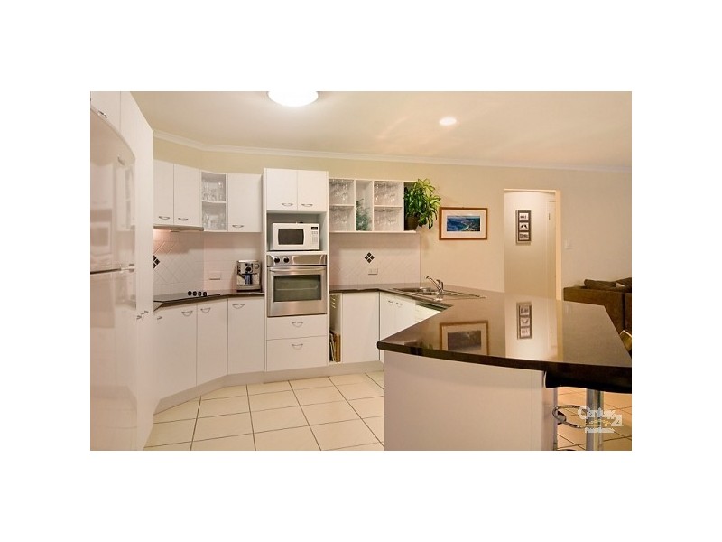 6 Kingfish Court, Mountain Creek QLD 4557