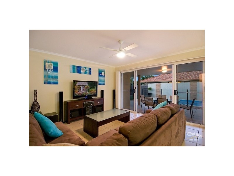 6 Kingfish Court, Mountain Creek QLD 4557