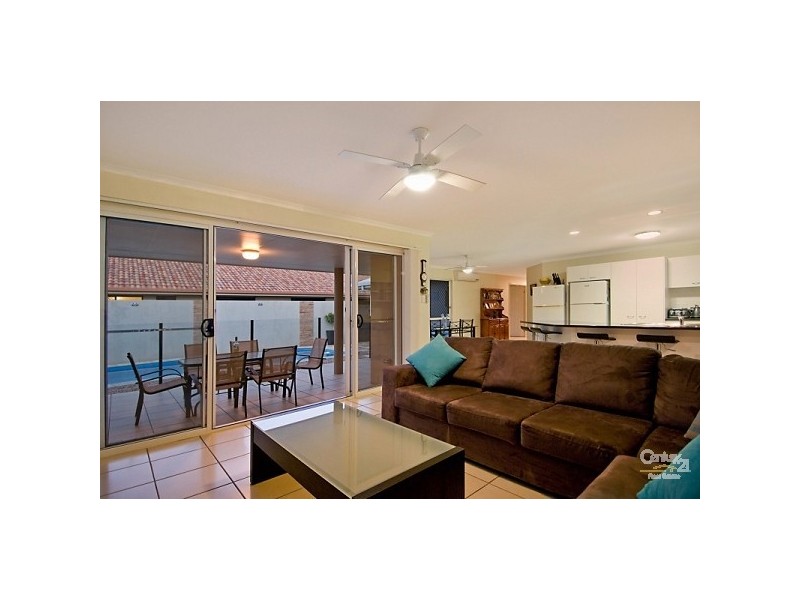 6 Kingfish Court, Mountain Creek QLD 4557