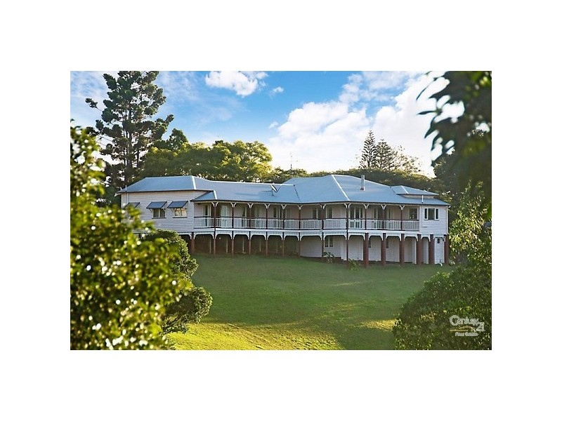 27 Harch Road, Maleny QLD 4552
