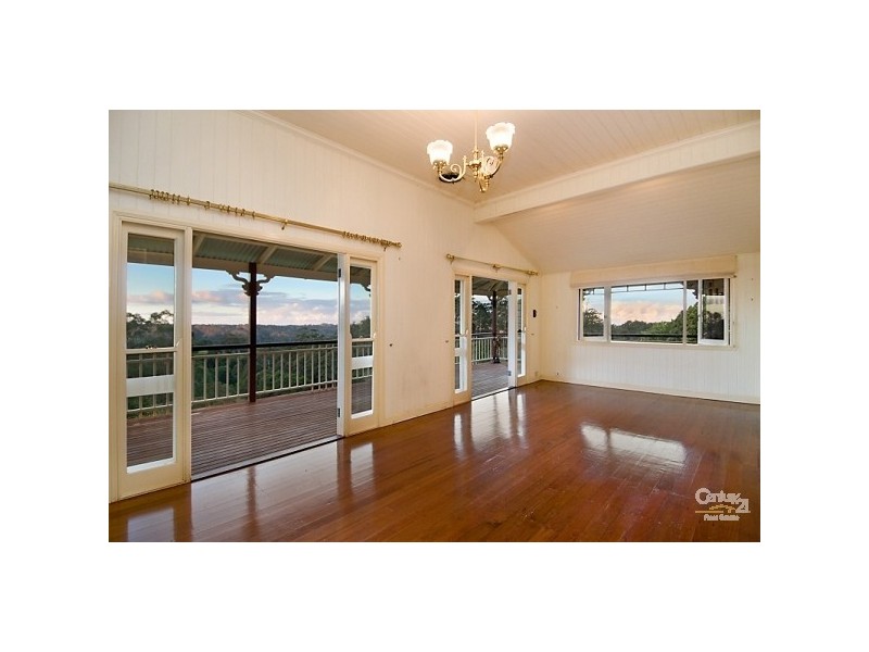 27 Harch Road, Maleny QLD 4552