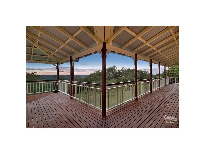 27 Harch Road, Maleny QLD 4552