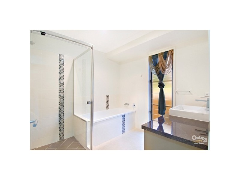 5 Glenbar Avenue, Flaxton QLD 4560