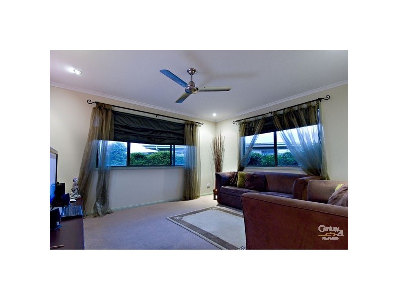 17 Earnest Lane, Sippy Downs QLD 4556