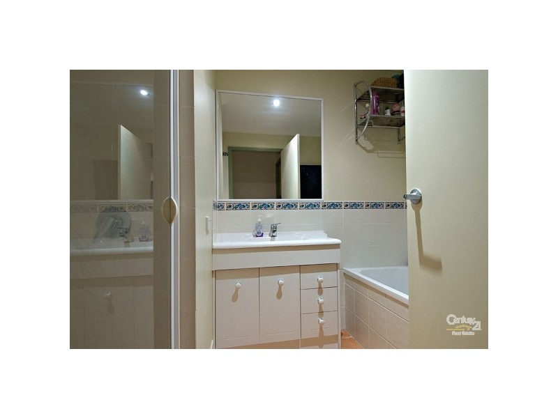 17 Earnest Lane, Sippy Downs QLD 4556