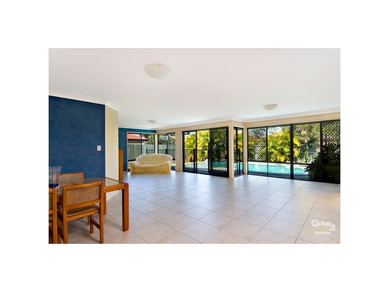 19 Sailfish Drive, Mountain Creek QLD 4557