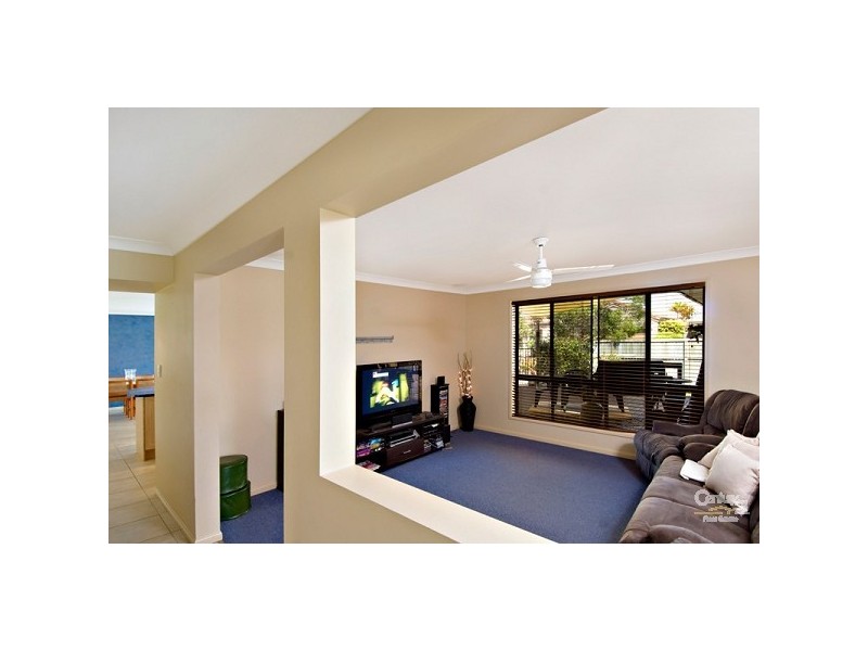 19 Sailfish Drive, Mountain Creek QLD 4557