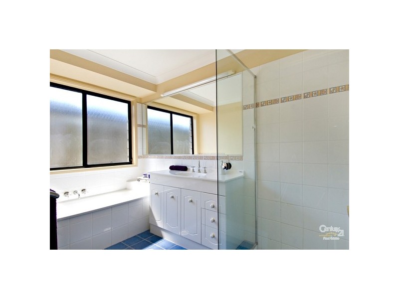 19 Sailfish Drive, Mountain Creek QLD 4557