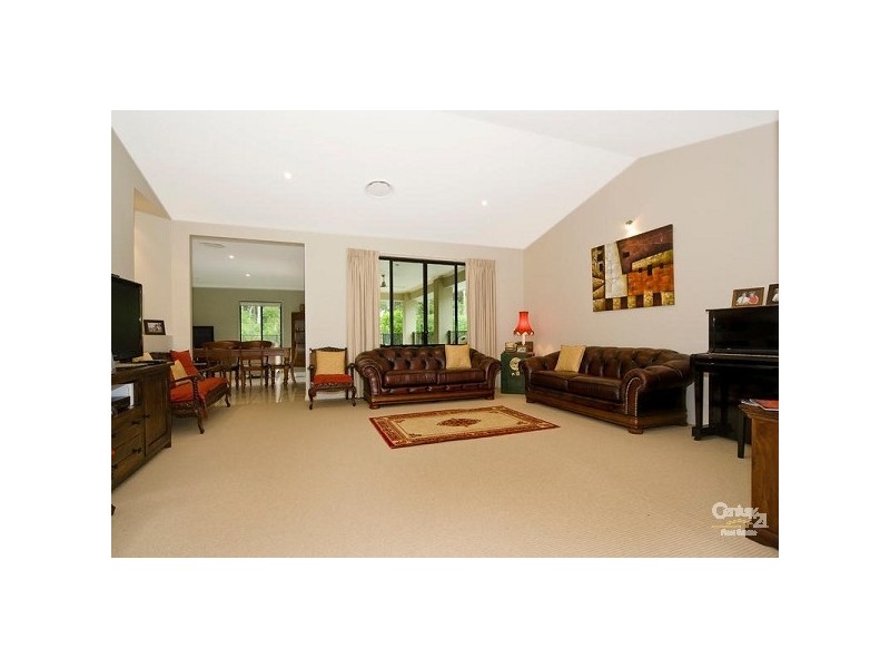 12 Sauger Court, Mountain Creek QLD 4557