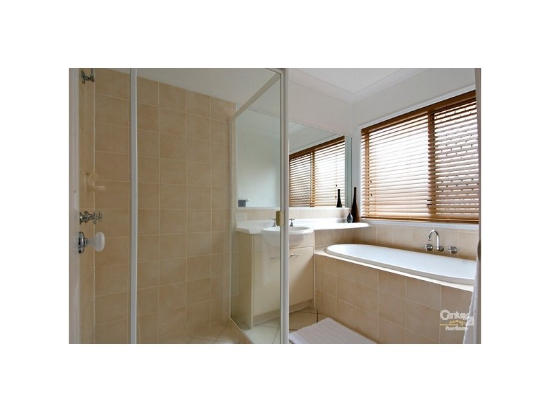 15 Barracuda Court, Mountain Creek QLD 4557