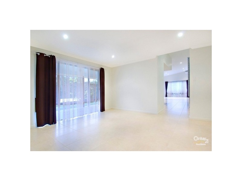 5 Glenbar Avenue, Flaxton QLD 4560